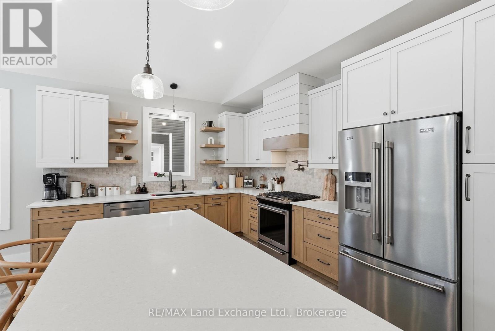 6 Marshall Place, Saugeen Shores, Ontario  N0H 2L0 - Photo 12 - X12832732