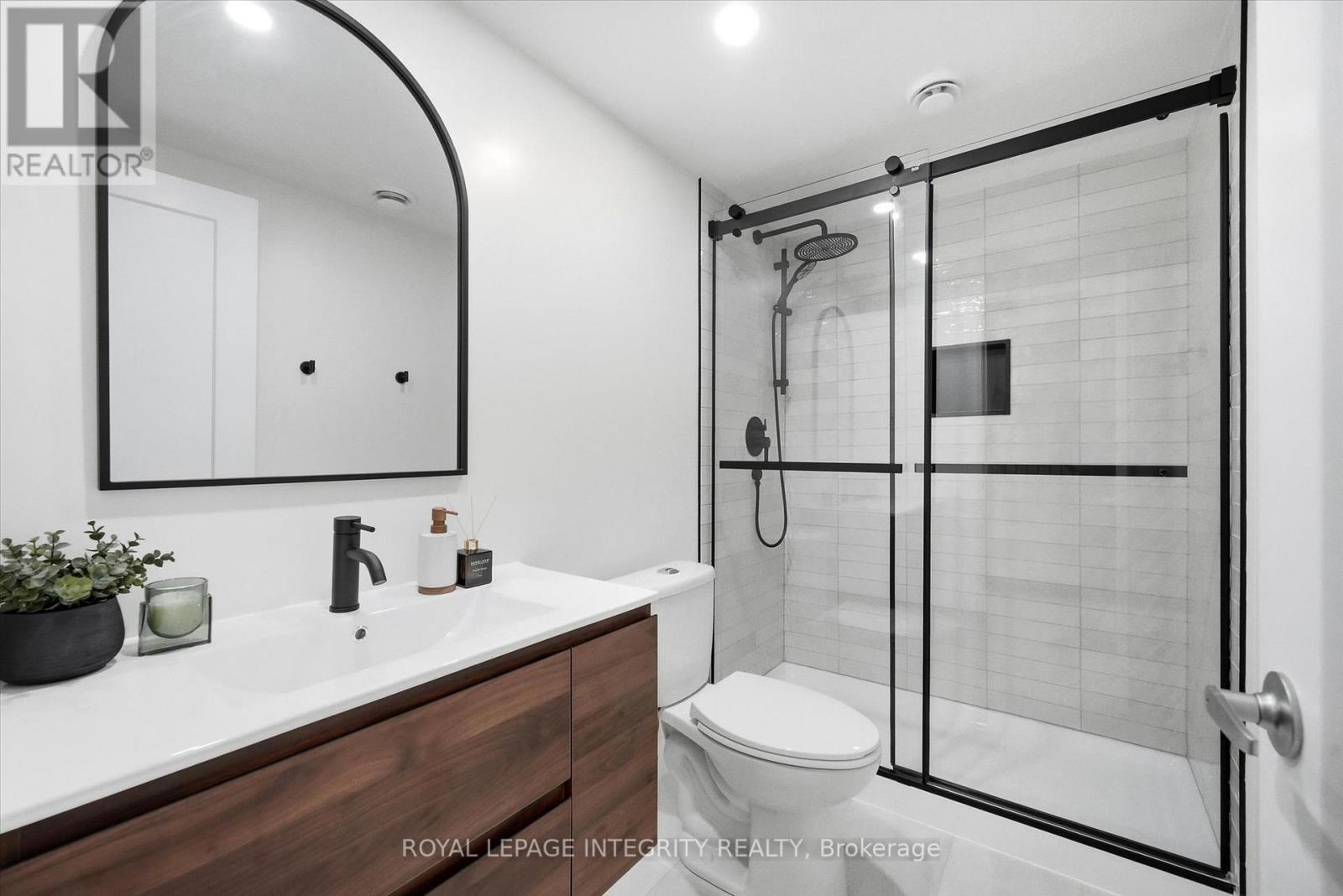 20 Mandevilla Crescent, Ottawa, Ontario  K1T 0Y3 - Photo 35 - X12832746