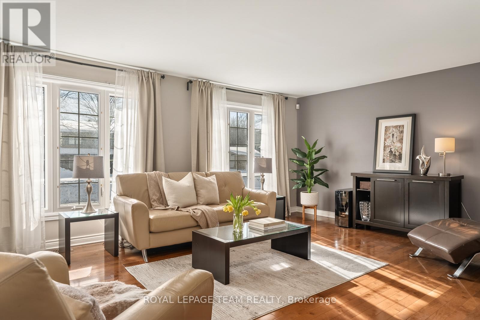 729 Ludgate Court, Ottawa, Ontario  K1J 8K8 - Photo 15 - X12832782