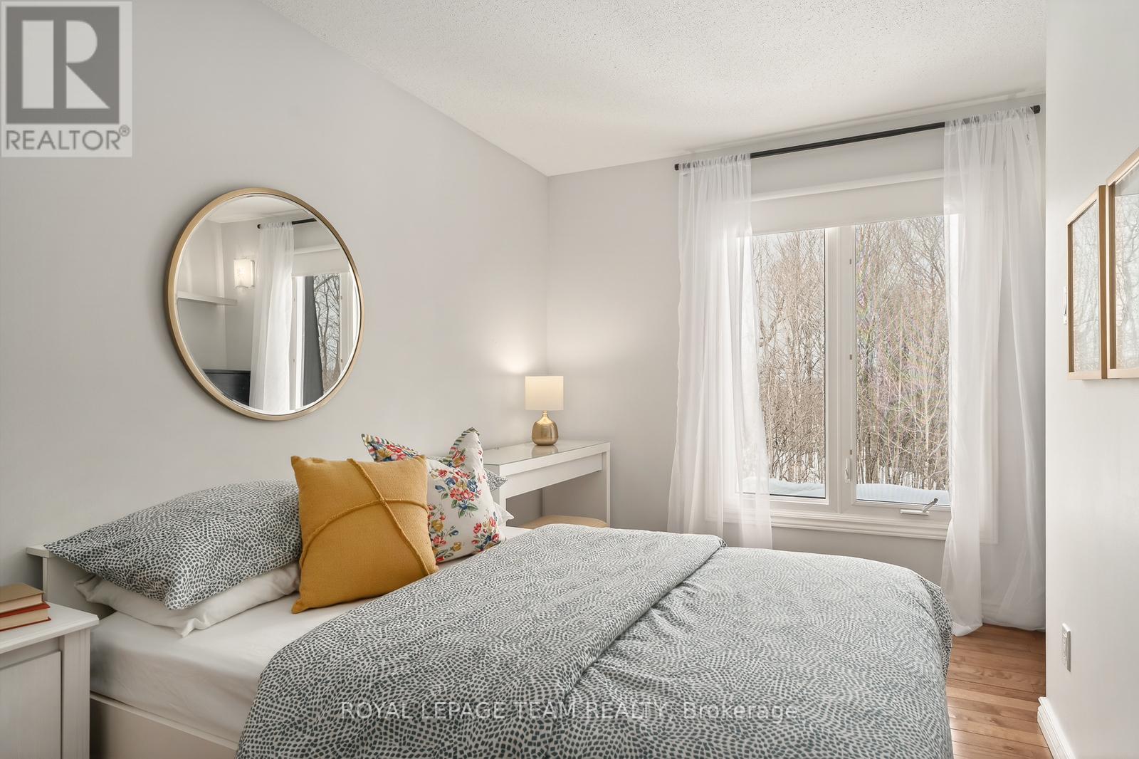 729 Ludgate Court, Ottawa, Ontario  K1J 8K8 - Photo 17 - X12832782