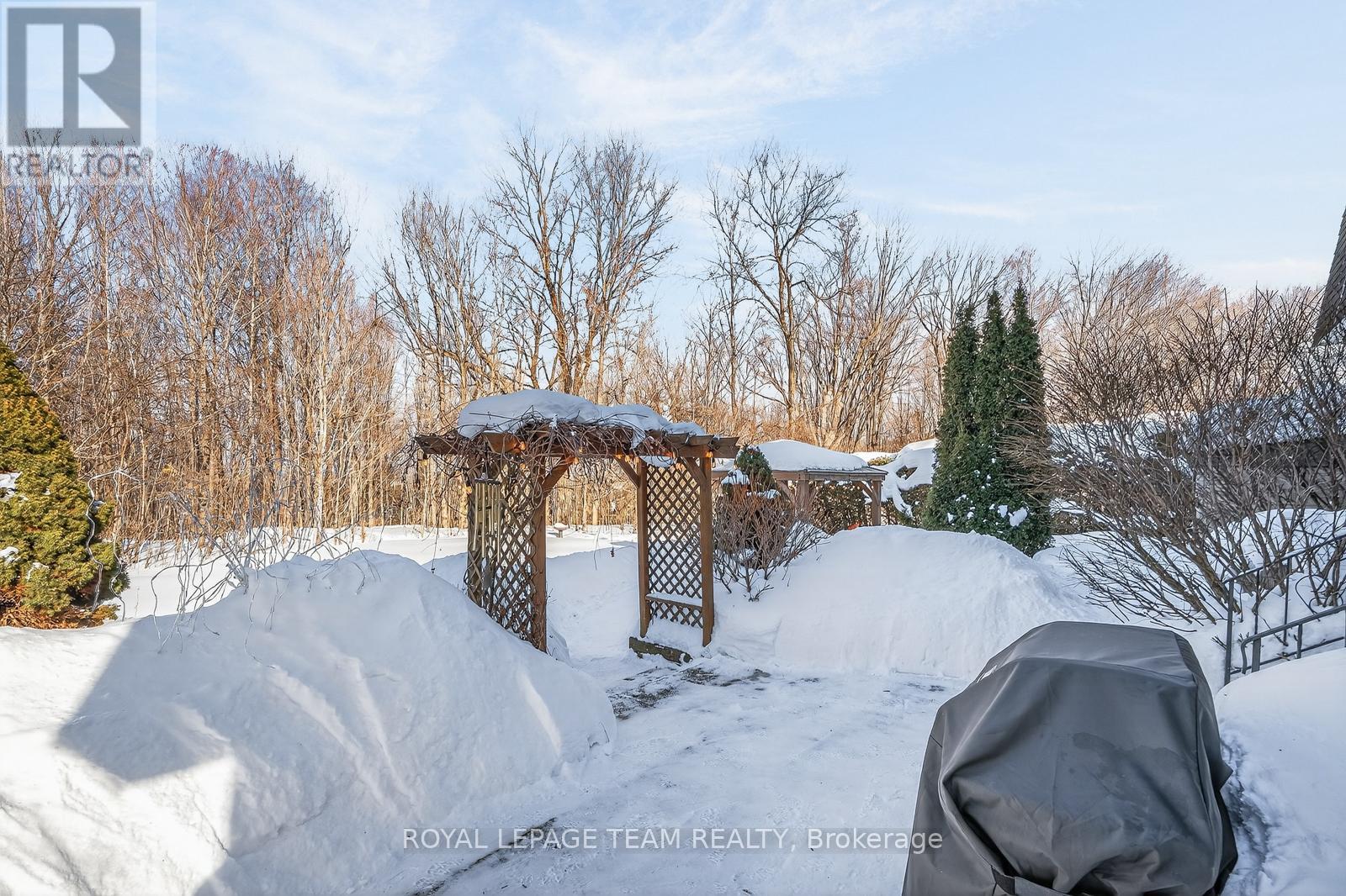 729 Ludgate Court, Ottawa, Ontario  K1J 8K8 - Photo 37 - X12832782