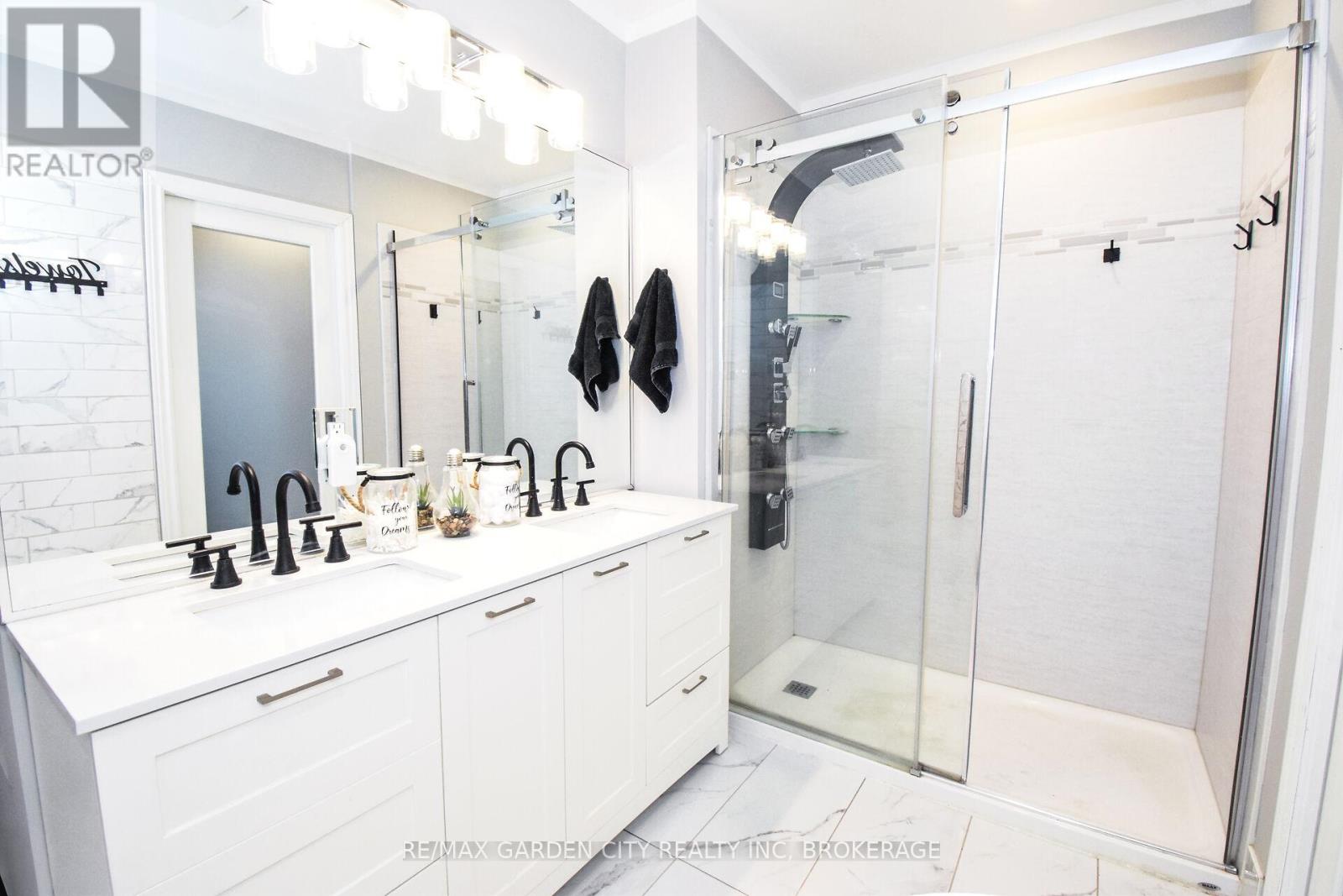 91 Crescent Drive, Welland, Ontario  L3B 2X4 - Photo 14 - X12832802