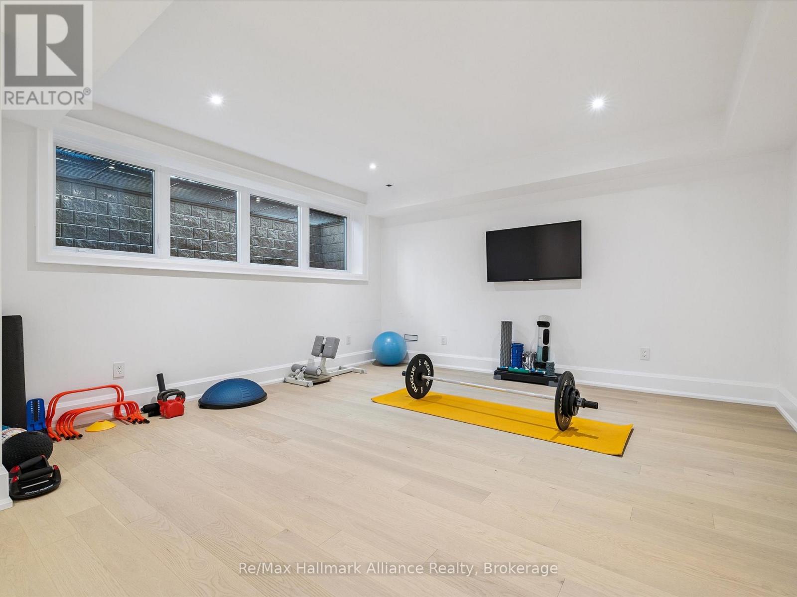 2074 Seabrook Drive, Oakville, Ontario  L6L 2T9 - Photo 39 - W12832780