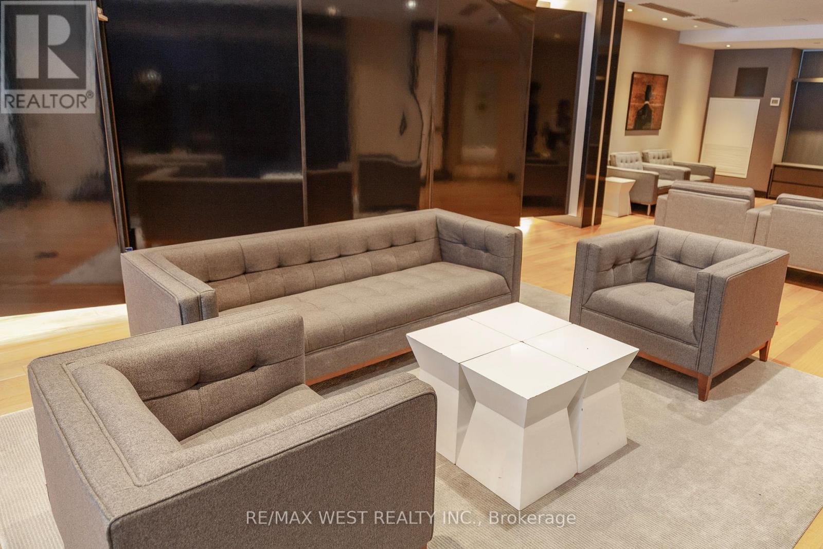 1005 - 30 Roehampton Avenue, Toronto, Ontario  M4P 0B9 - Photo 28 - C12761694