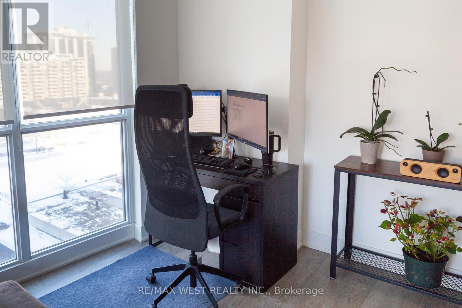 1005 - 30 Roehampton Avenue, Toronto, Ontario  M4P 0B9 - Photo 8 - C12761694