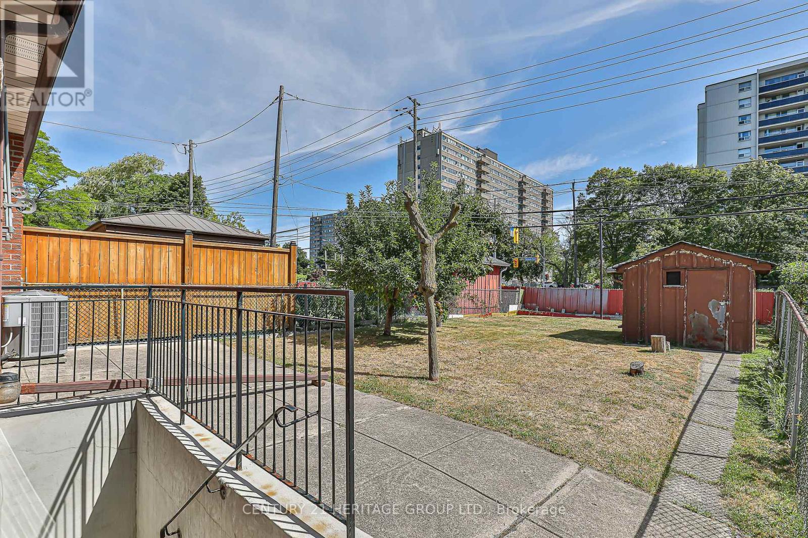 107 Hazelnut Crescent, Toronto, Ontario  M2J 4W4 - Photo 26 - C12832784