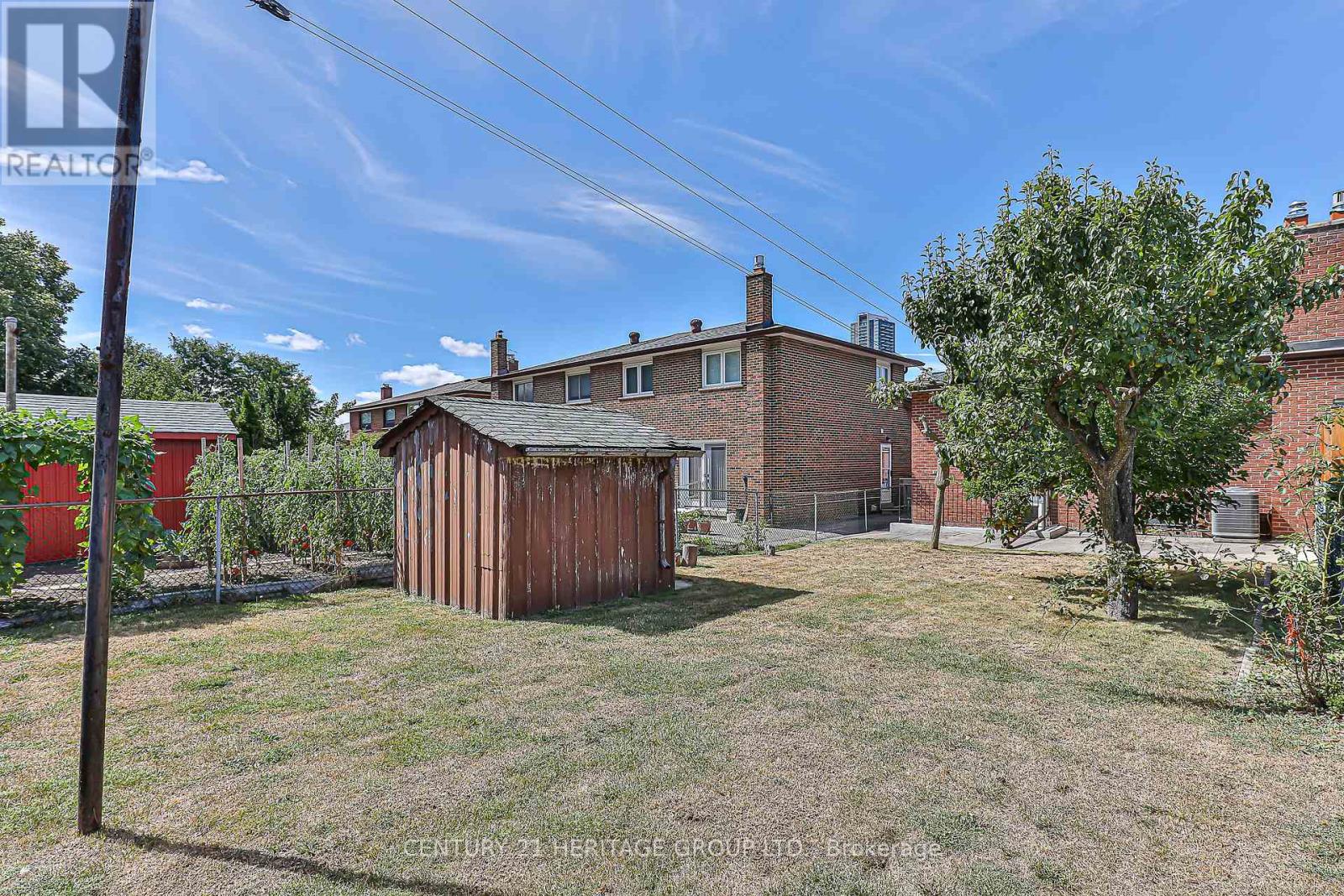 107 Hazelnut Crescent, Toronto, Ontario  M2J 4W4 - Photo 28 - C12832784