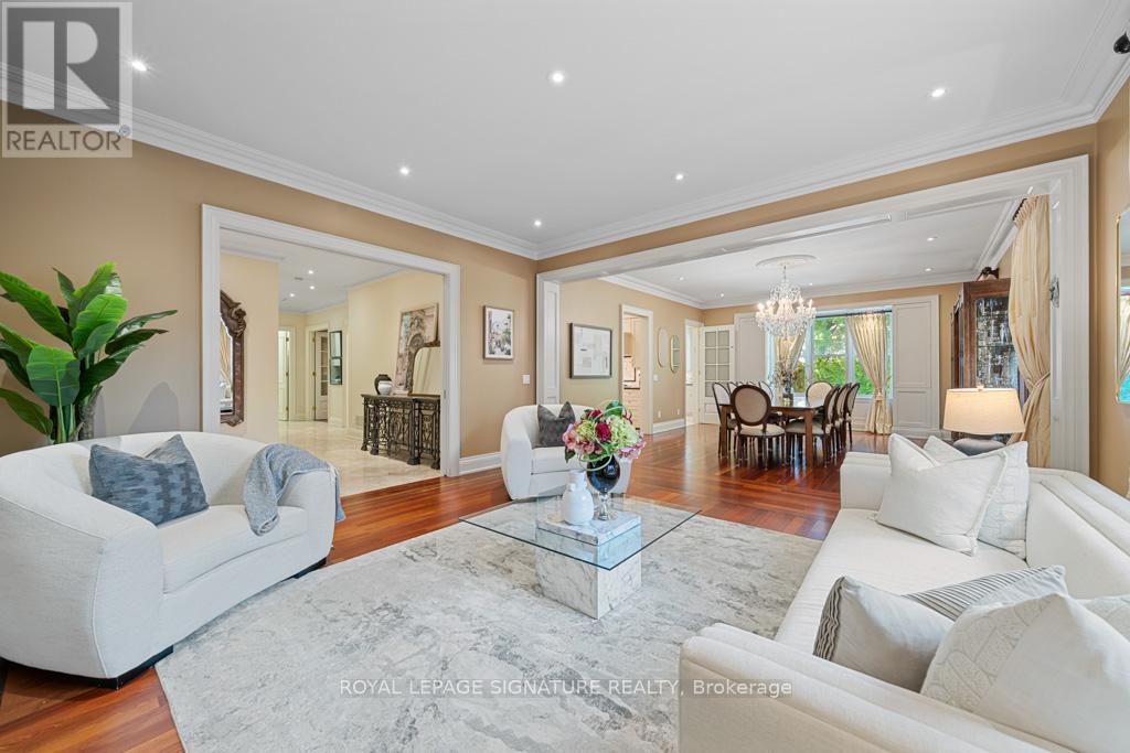 428 Glengrove Avenue, Toronto, Ontario  M5N 1X2 - Photo 3 - C12832806