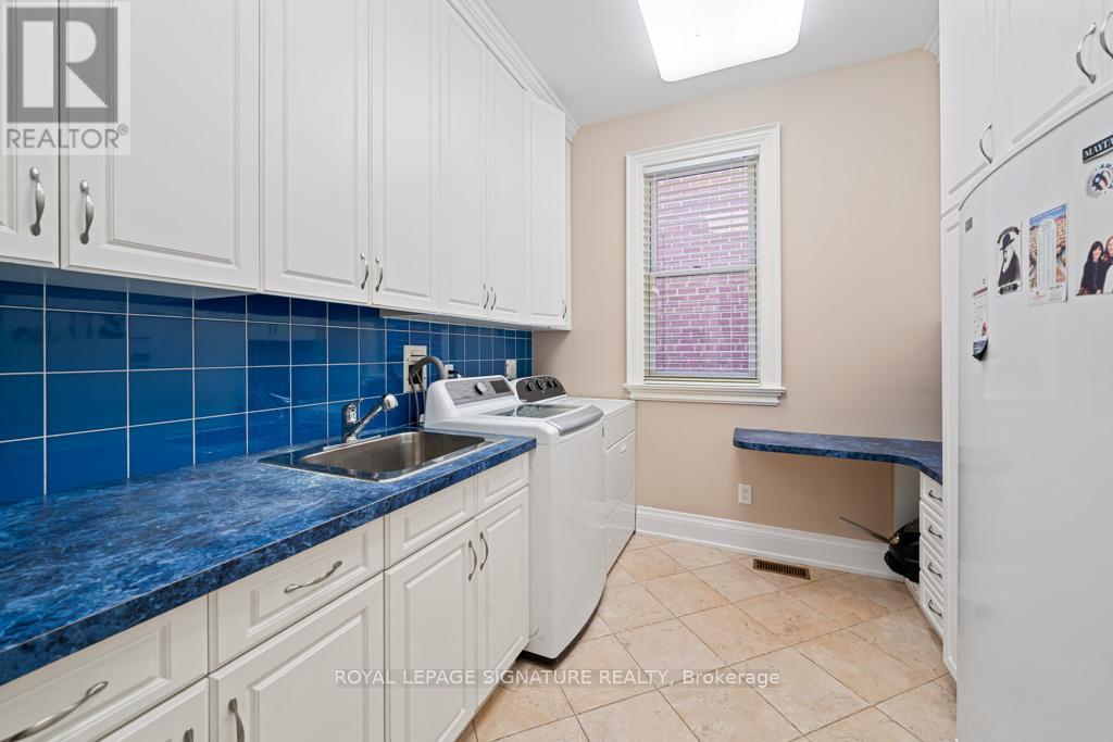 428 Glengrove Avenue, Toronto, Ontario  M5N 1X2 - Photo 8 - C12832806