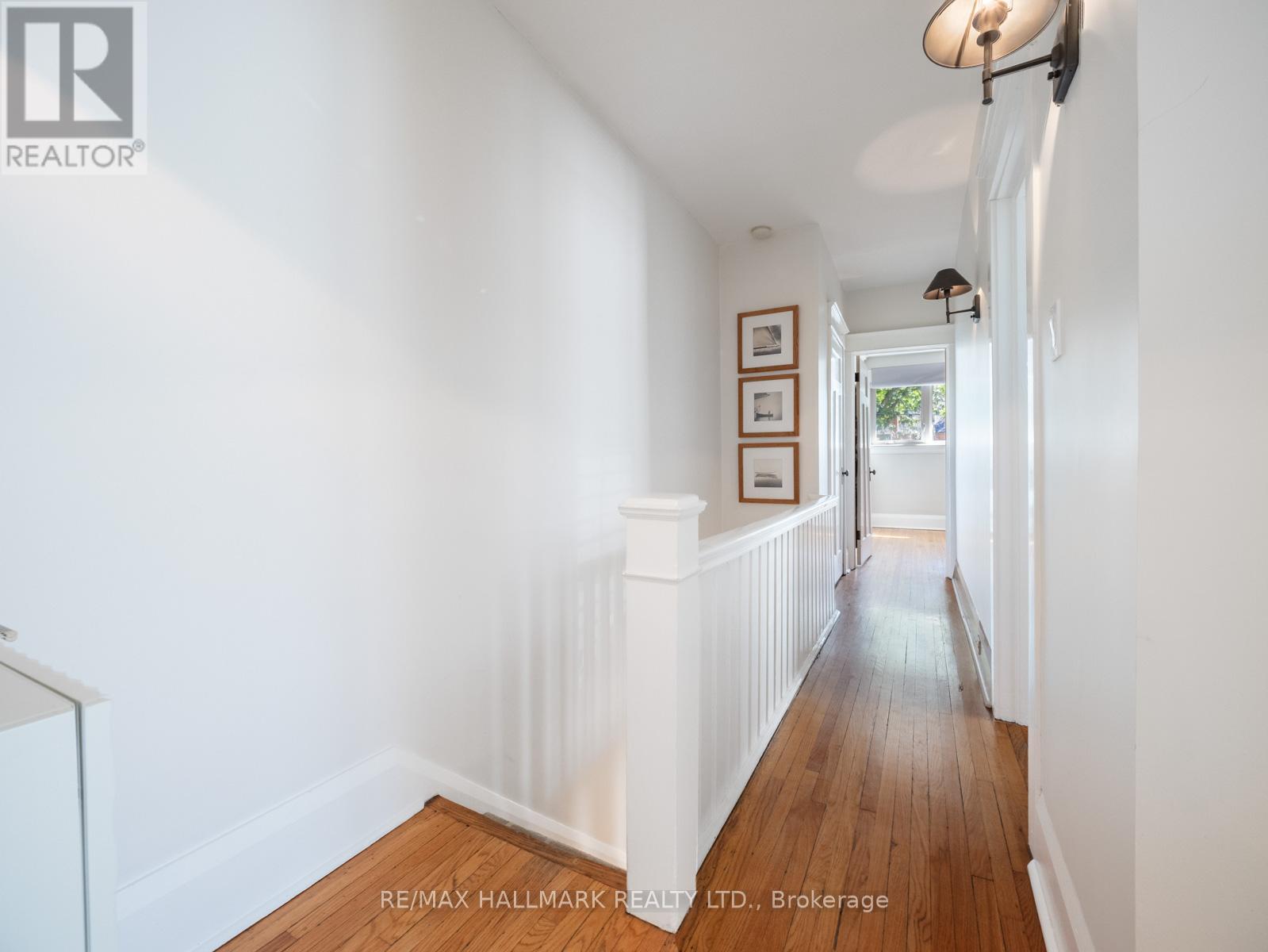 306 Lee Avenue, Toronto, Ontario  M4E 2P8 - Photo 19 - E12832736