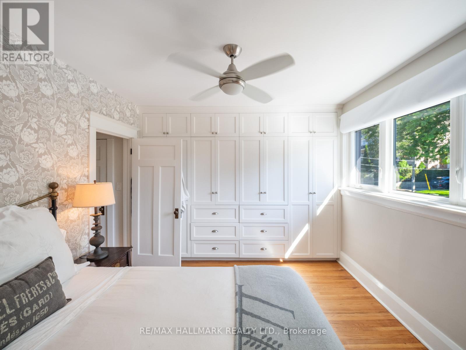 306 Lee Avenue, Toronto, Ontario  M4E 2P8 - Photo 21 - E12832736