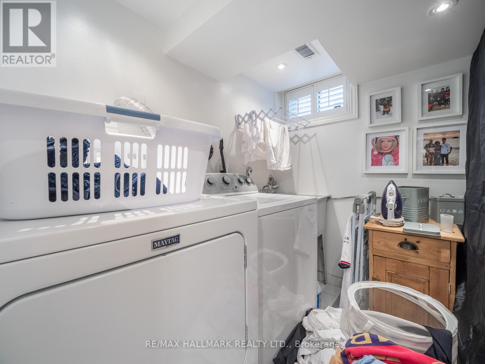 306 Lee Avenue, Toronto, Ontario  M4E 2P8 - Photo 33 - E12832736