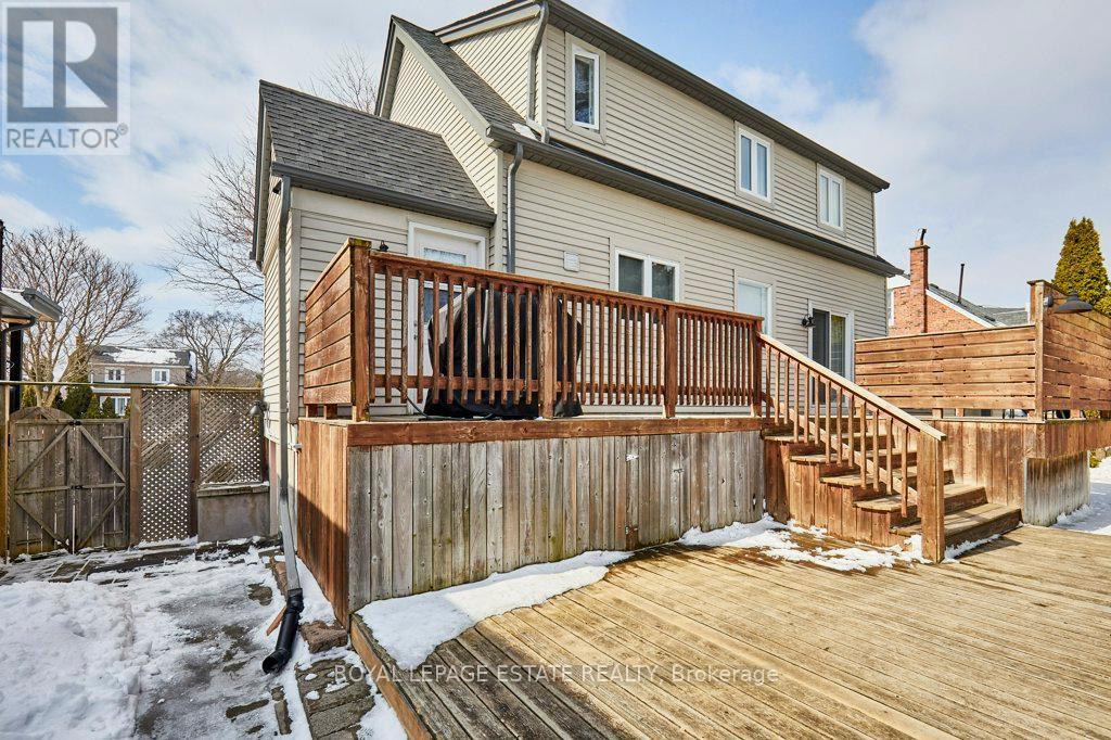 15 Squires Avenue, Toronto, Ontario  M4B 2R2 - Photo 34 - E12832778