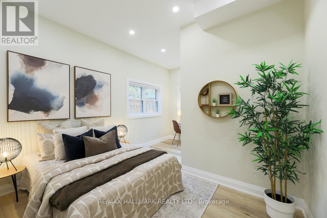 Main Floor - 6 Luttrell Avenue, Toronto (East End-Danforth), Ontario  M4C 5E3 - Photo 12 - E12832828