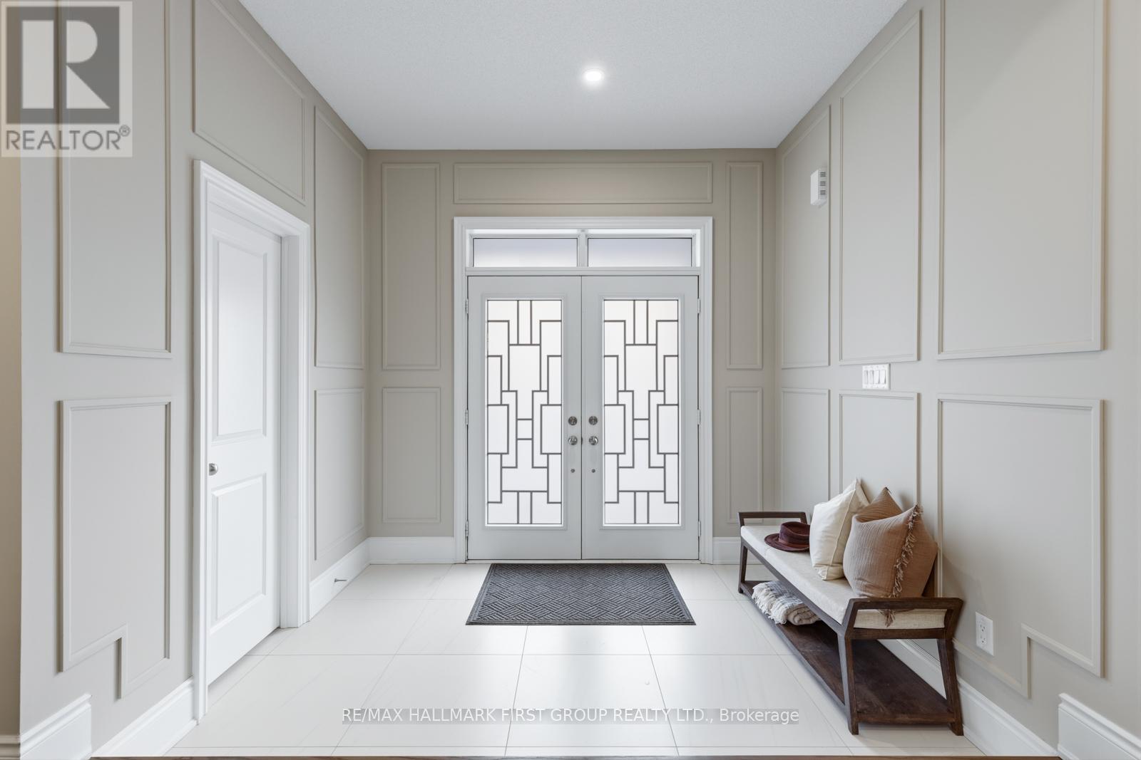 38 Priory Drive, Whitby, Ontario L1P 0L1 - Photo 2 - E12832832