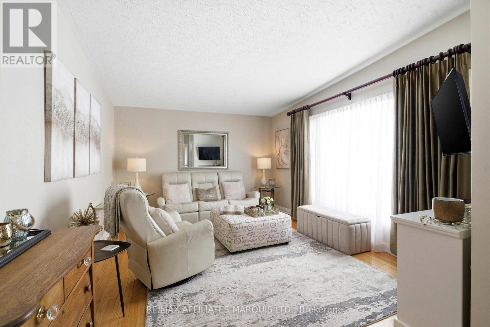 1817 Shearer Avenue, Cornwall, Ontario  K6H 2H4 - Photo 2 - X12832744