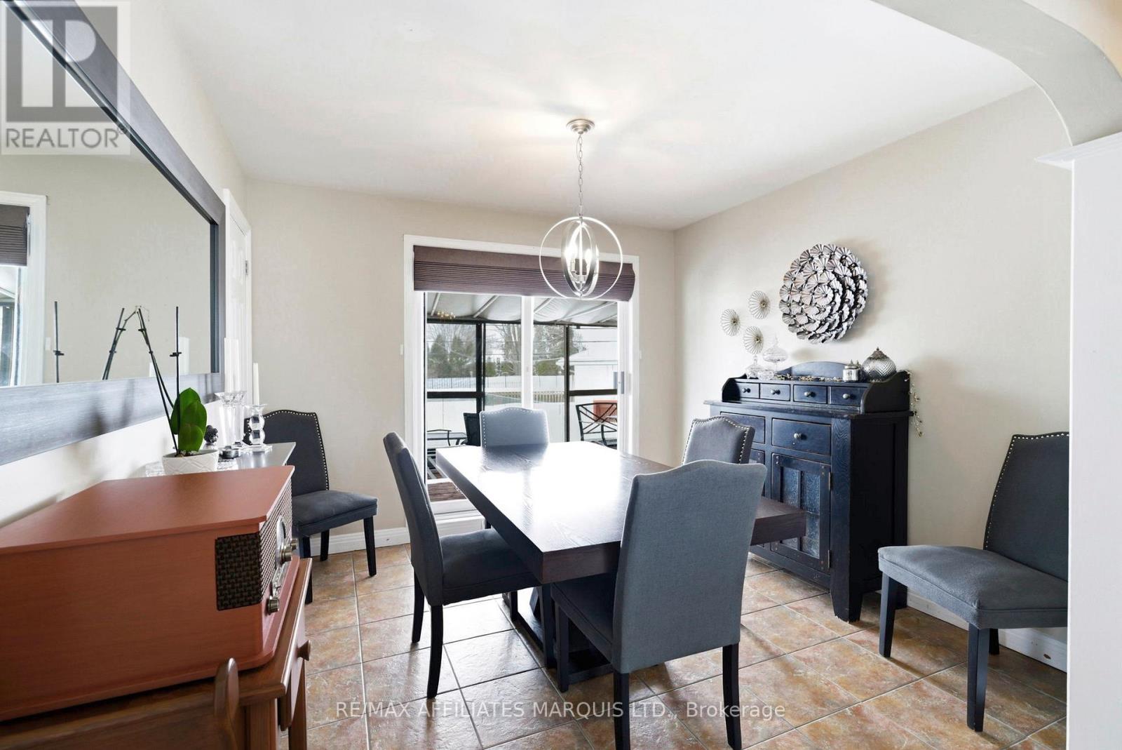 1817 Shearer Avenue, Cornwall, Ontario  K6H 2H4 - Photo 7 - X12832744