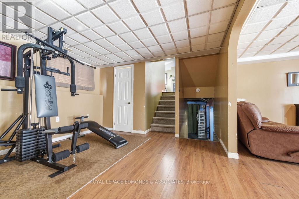 104 Beckett View Drive, Laurentian Valley, Ontario  K8A 6W2 - Photo 29 - X12832738