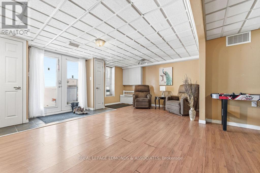 104 Beckett View Drive, Laurentian Valley, Ontario  K8A 6W2 - Photo 33 - X12832738