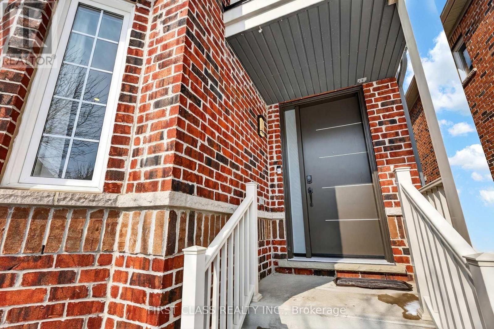 4 Church View Avenue, Markham, Ontario  L6C 0L6 - Photo 3 - N12832708