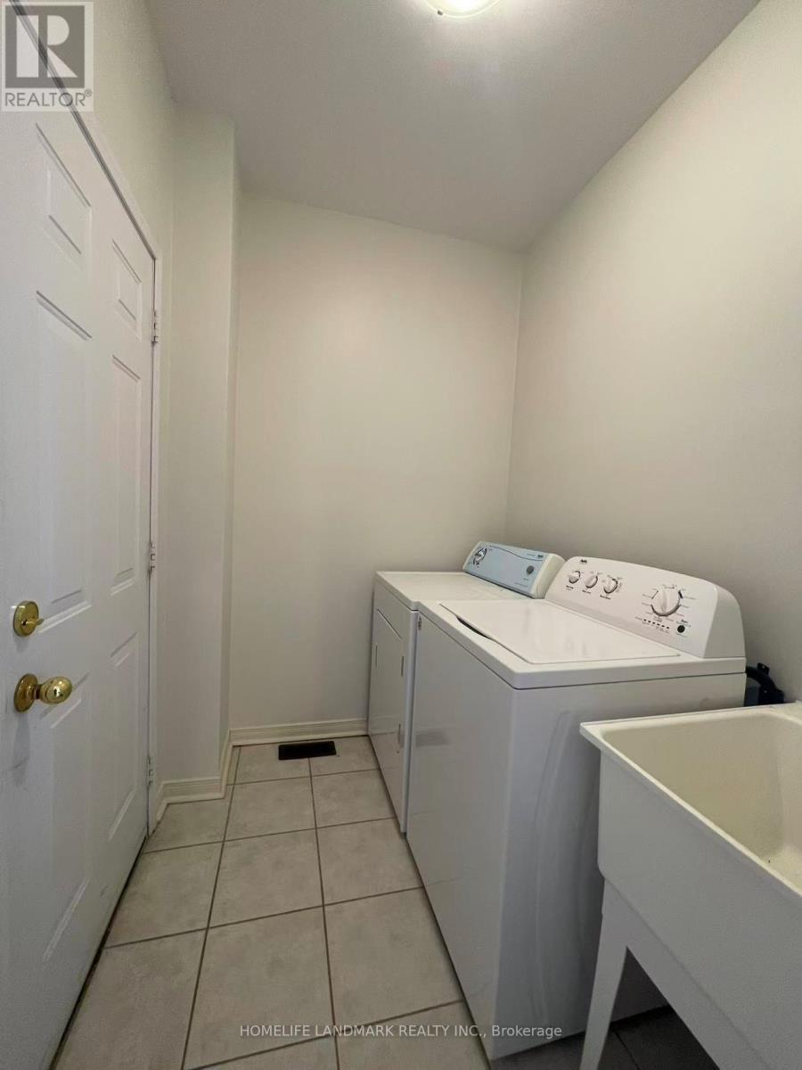 53 Ralph Chalmers Avenue, Markham, Ontario  L6E 2C3 - Photo 10 - N12832710