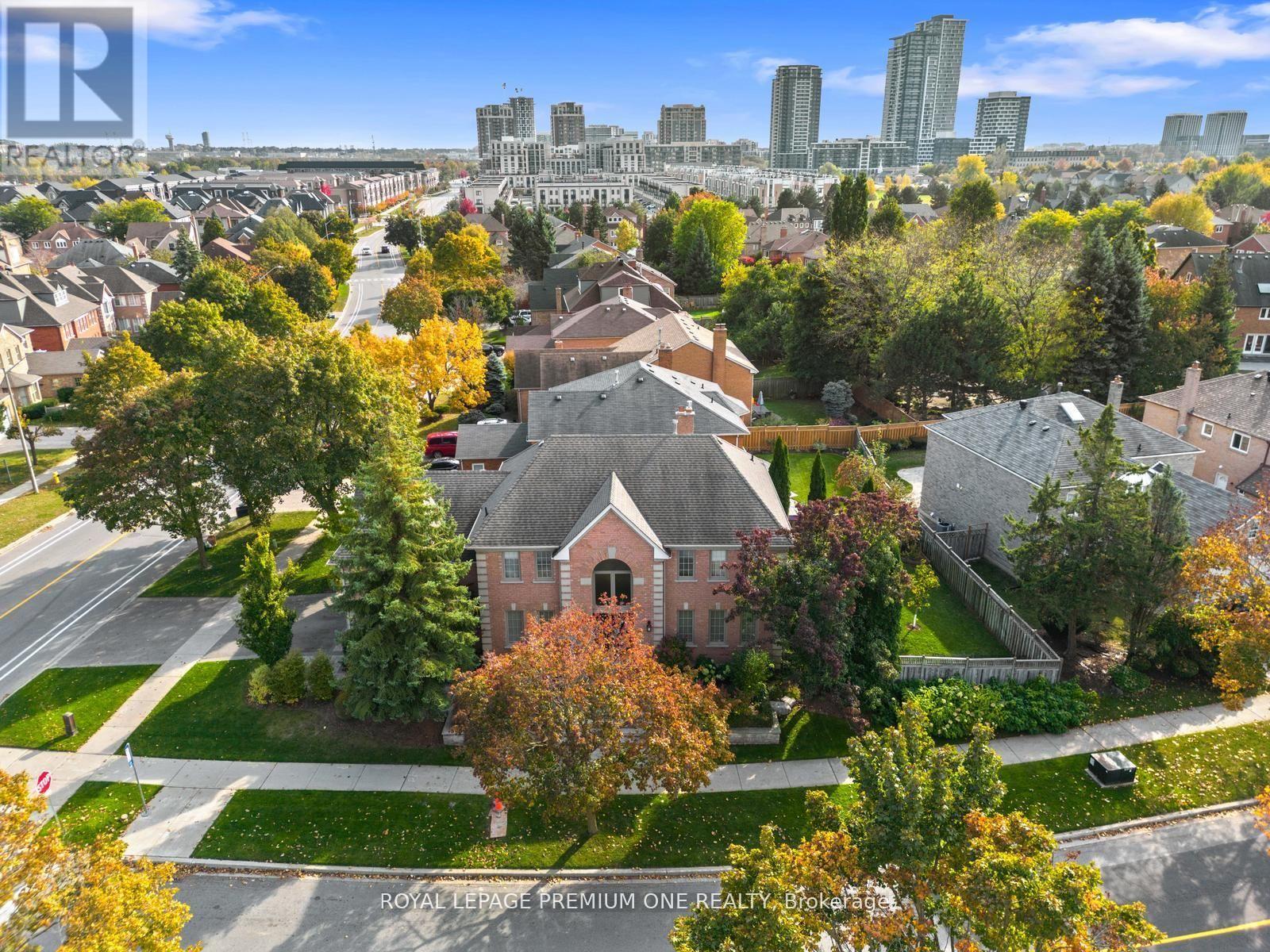 536 Village Parkway, Markham, Ontario  L3R 9N5 - Photo 45 - N12832750