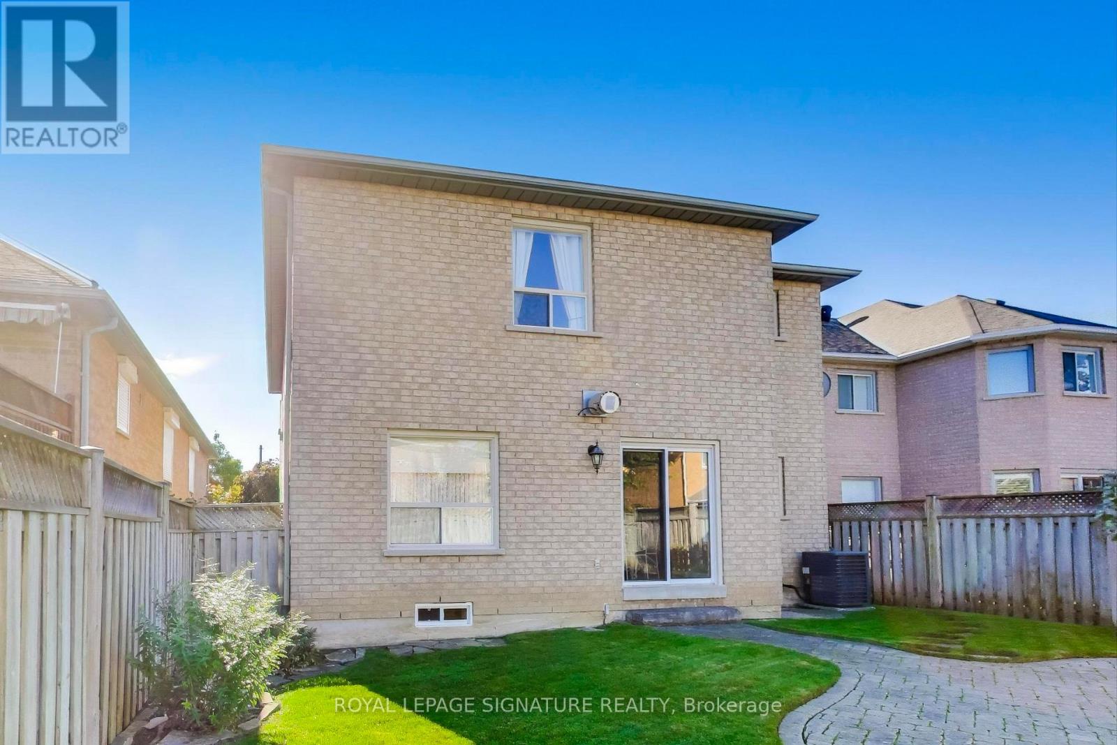 127 Mountcharles Crescent, Vaughan, Ontario  L6A 2J9 - Photo 42 - N12832792