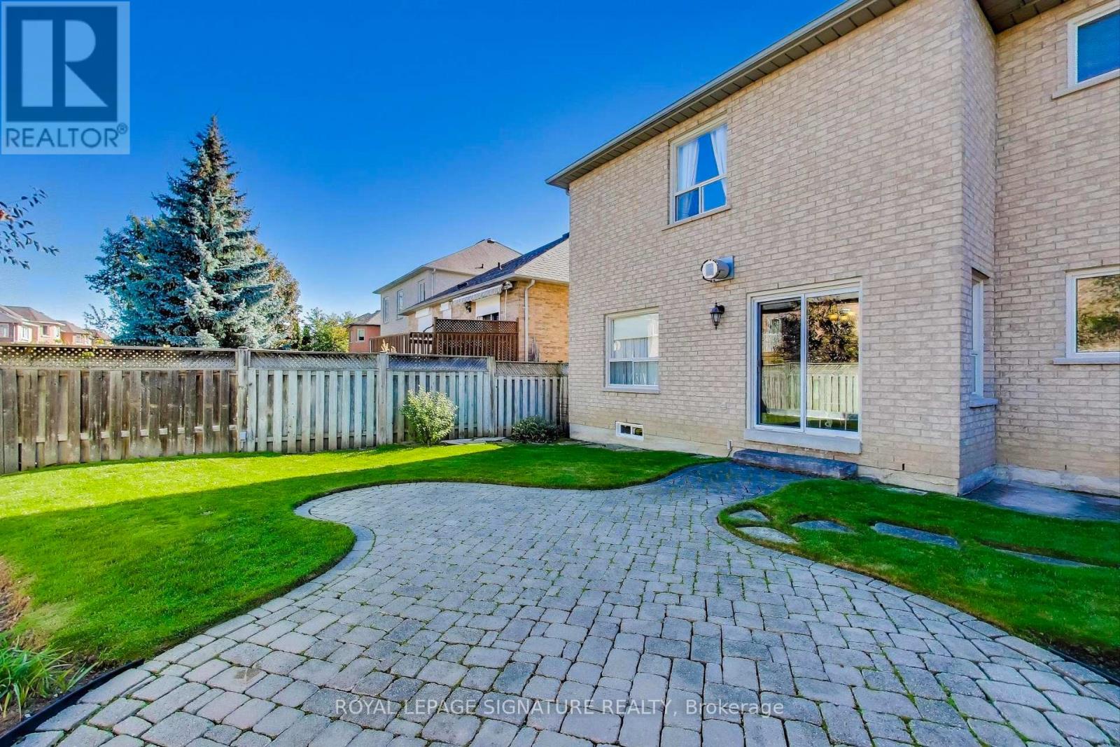 127 Mountcharles Crescent, Vaughan, Ontario  L6A 2J9 - Photo 44 - N12832792