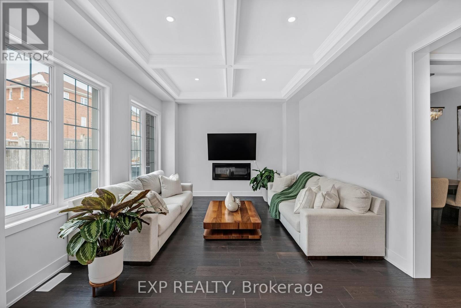 80 Sikura Circle, Aurora, Ontario  L4G 3Y9 - Photo 13 - N12832826