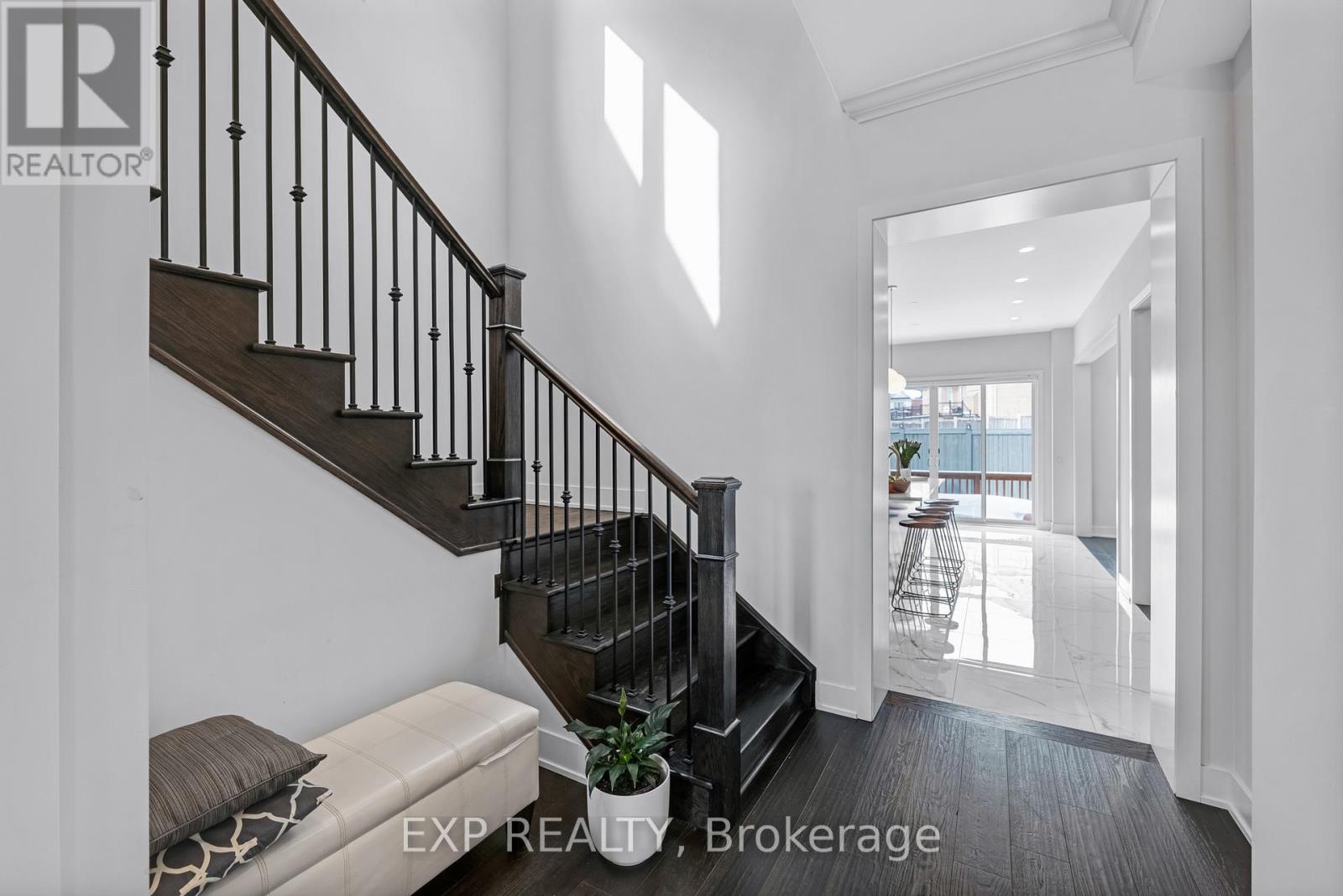 80 Sikura Circle, Aurora, Ontario  L4G 3Y9 - Photo 20 - N12832826