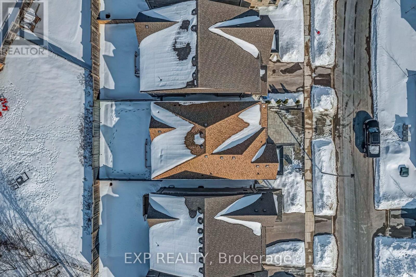 80 Sikura Circle, Aurora, Ontario  L4G 3Y9 - Photo 38 - N12832826