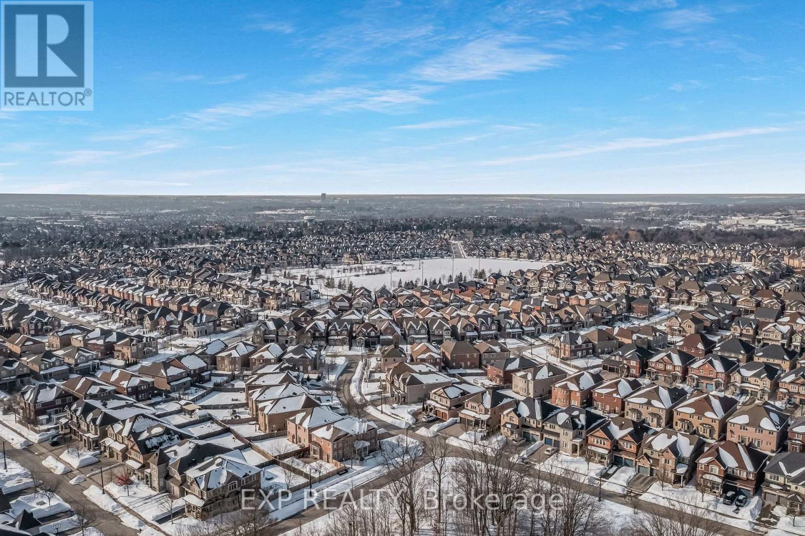 80 Sikura Circle, Aurora, Ontario  L4G 3Y9 - Photo 44 - N12832826