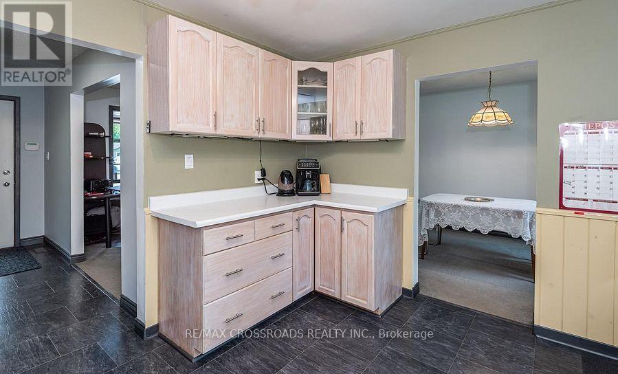 9910 Morning Glory Road, Georgina, Ontario  L0E 1N0 - Photo 11 - N12832844