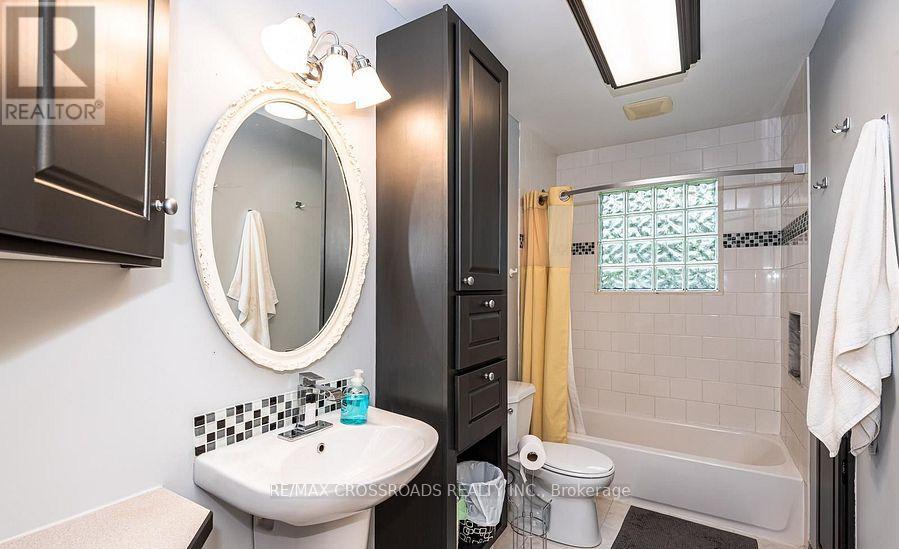 9910 Morning Glory Road, Georgina, Ontario  L0E 1N0 - Photo 16 - N12832844