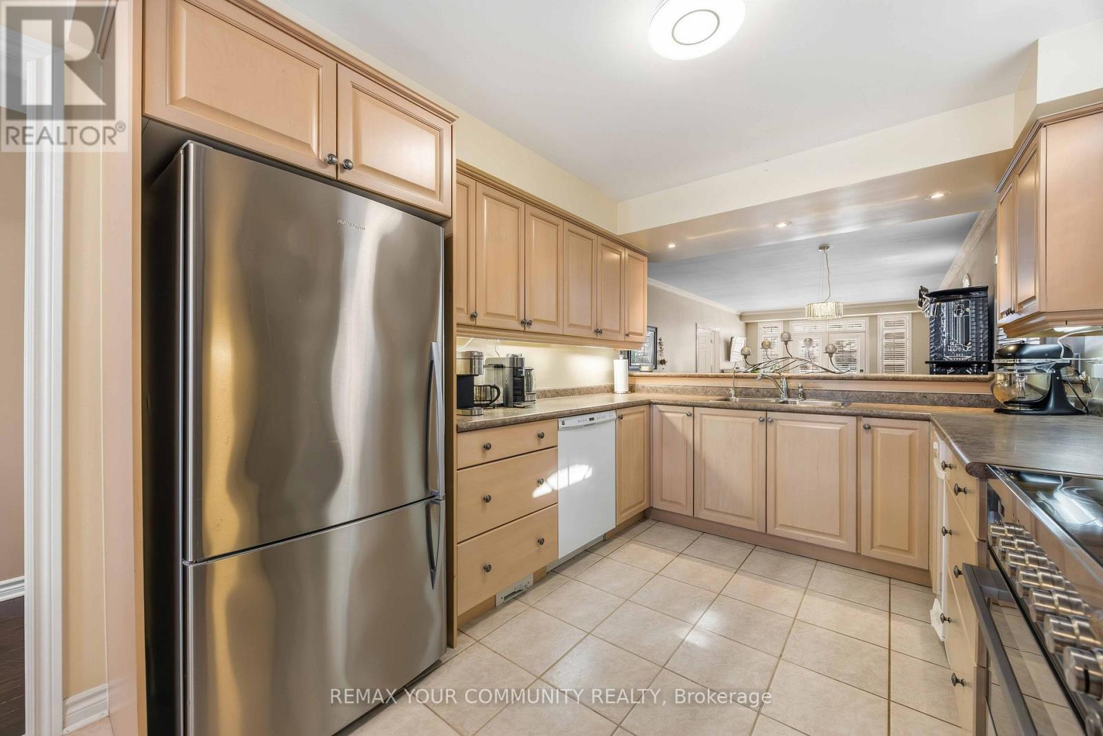 17 - 520 Silken Laumann Drive, Newmarket, Ontario L3X 2S7 - Photo 24 - N12832862