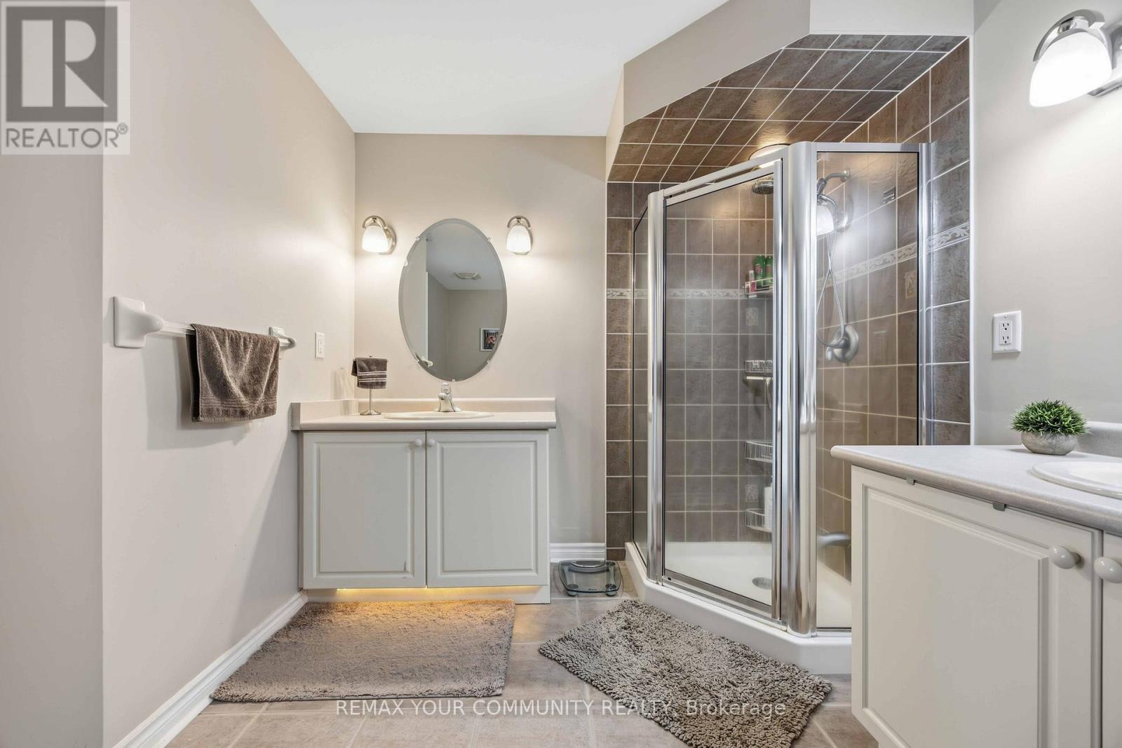 17 - 520 Silken Laumann Drive, Newmarket, Ontario L3X 2S7 - Photo 38 - N12832862