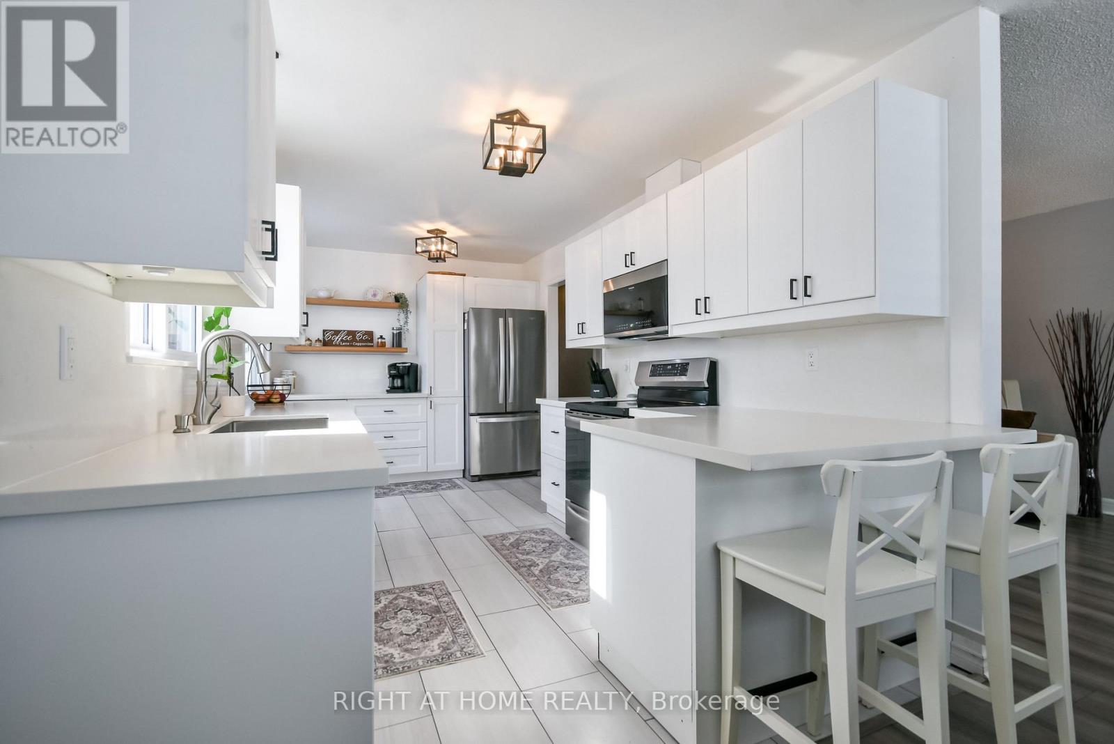 261 Crawford Street, Barrie (Ardagh), Ontario  L4N 6P5 - Photo 16 - S12832700