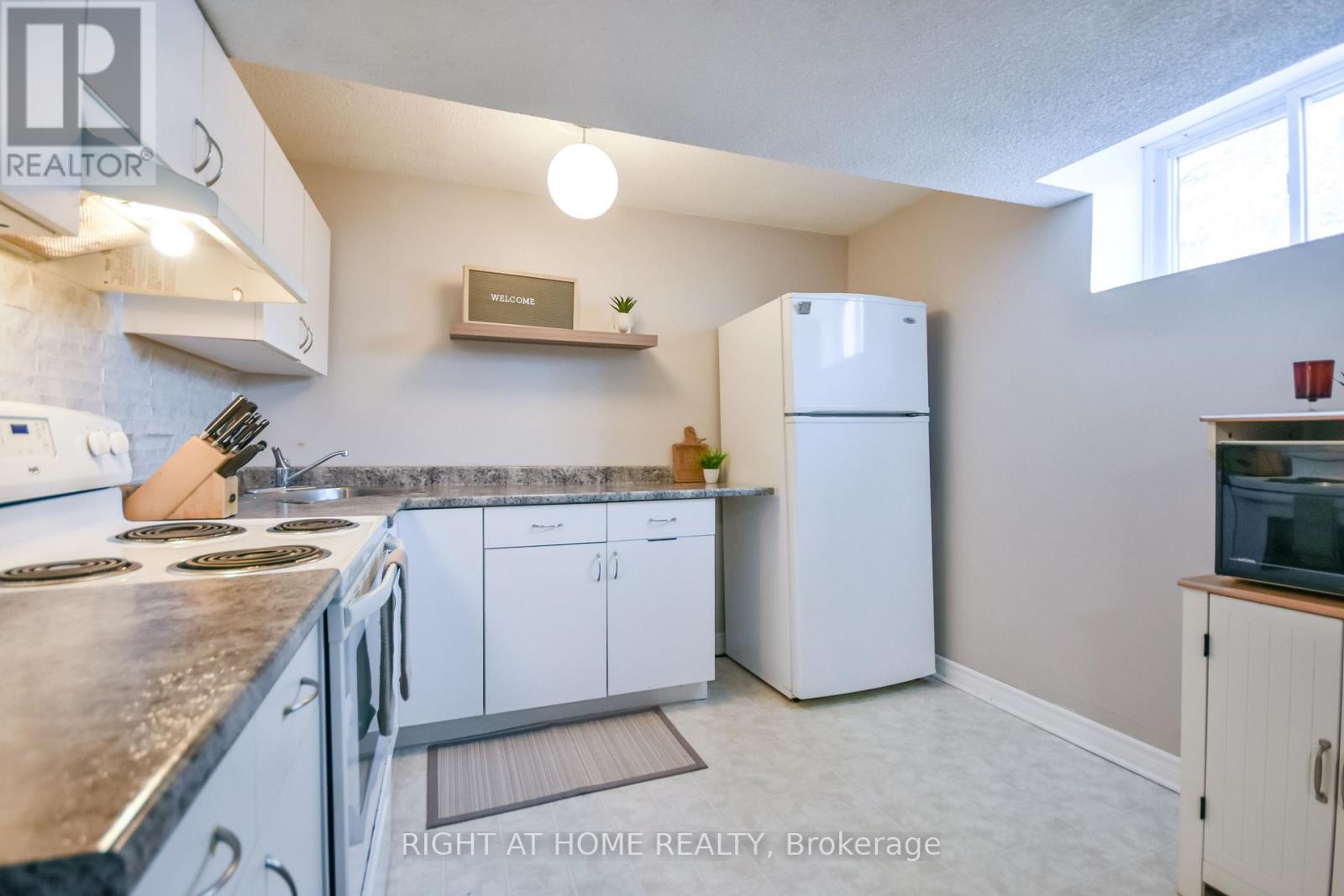 261 Crawford Street, Barrie (Ardagh), Ontario  L4N 6P5 - Photo 39 - S12832700