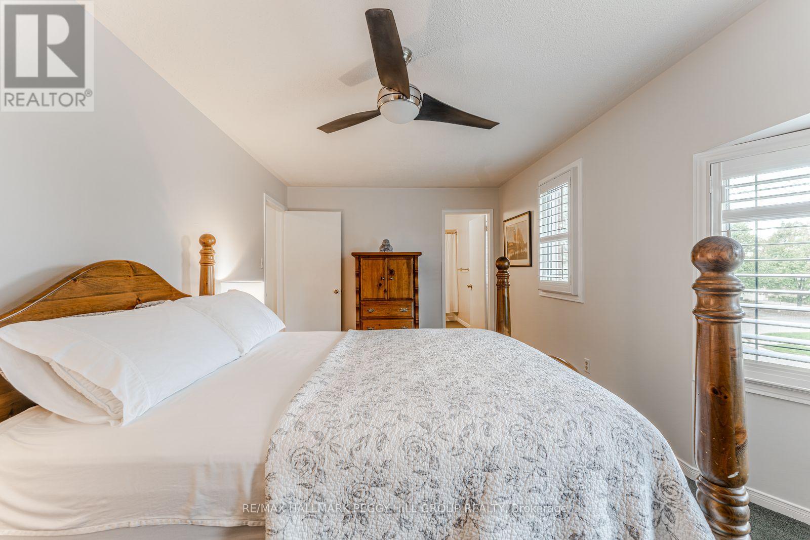 222 Bishop Drive, Barrie (Ardagh), Ontario  L4N 6X8 - Photo 15 - S12832808