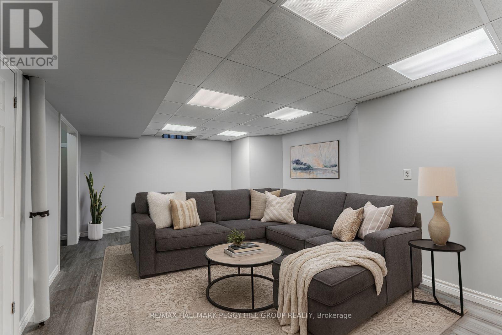 222 Bishop Drive, Barrie (Ardagh), Ontario  L4N 6X8 - Photo 21 - S12832808