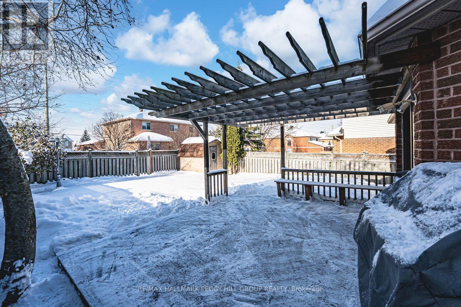 222 Bishop Drive, Barrie (Ardagh), Ontario  L4N 6X8 - Photo 23 - S12832808