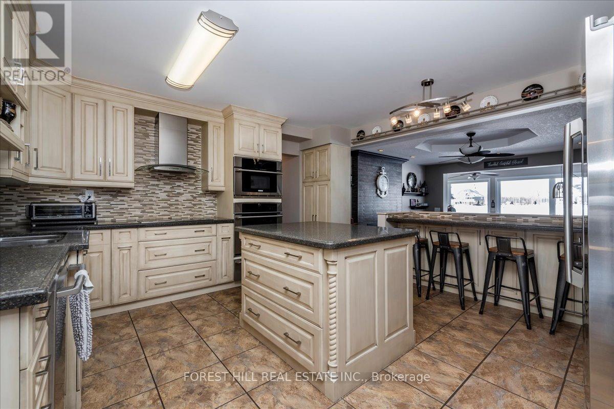 21 Old Indian Trail, Ramara (Brechin), Ontario  L0K 1B0 - Photo 7 - S12832856