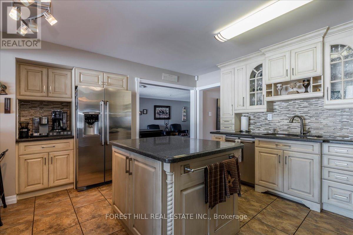 21 Old Indian Trail, Ramara (Brechin), Ontario  L0K 1B0 - Photo 9 - S12832856