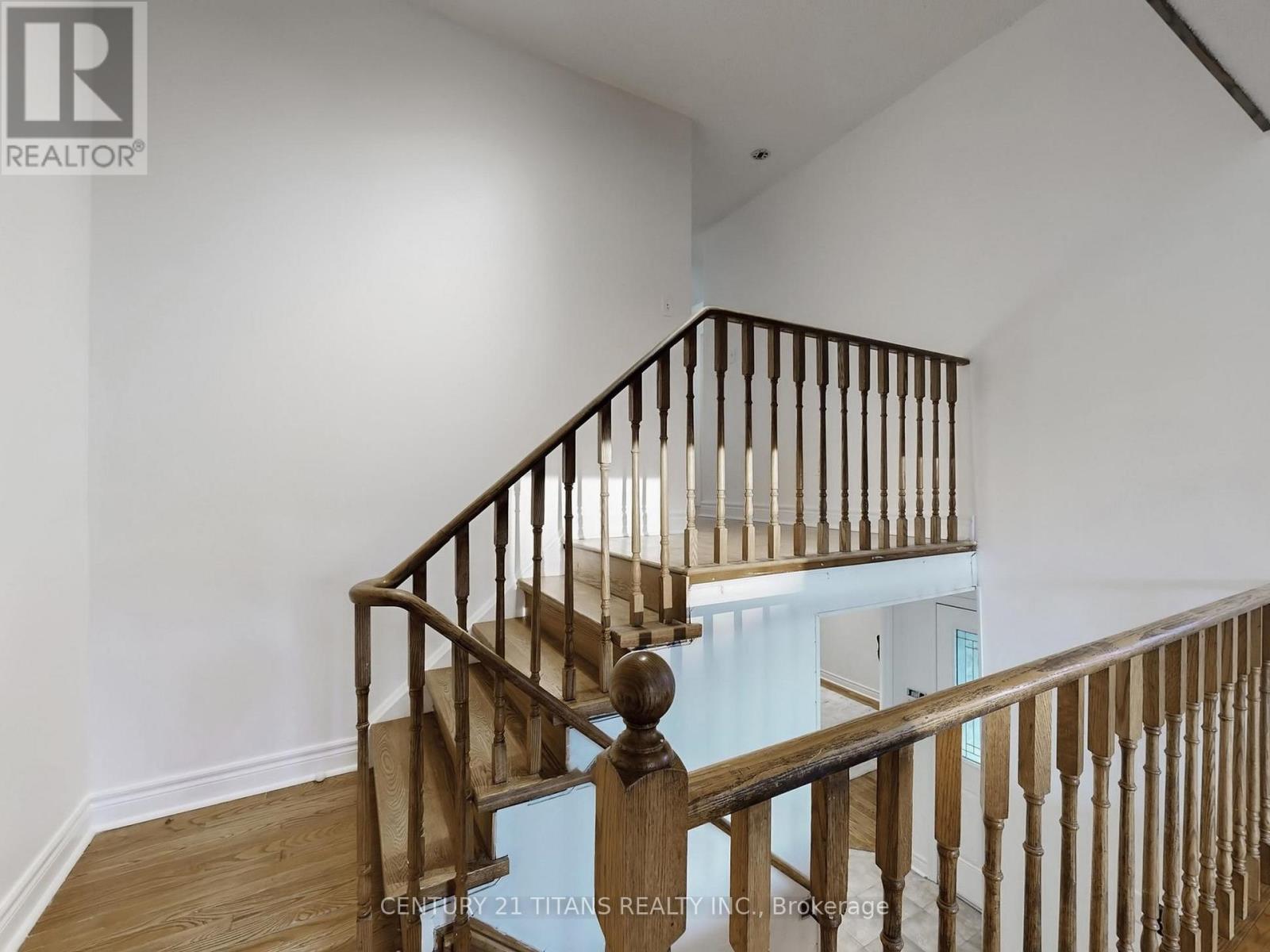 1640 Tawnberry Street, Pickering, Ontario  L1X 2C2 - Photo 18 - E12792816