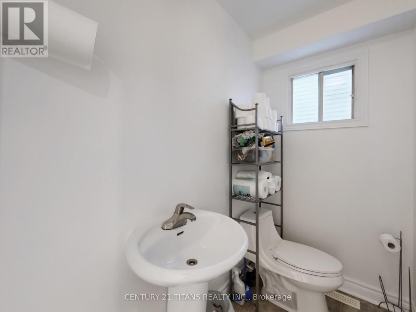 1640 Tawnberry Street, Pickering, Ontario  L1X 2C2 - Photo 13 - E12792816