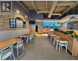 21 - 16655 YONGE STREET, Newmarket, Ontario
