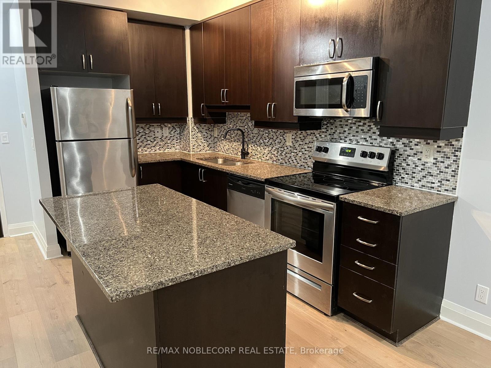 802 - 1185 The Queensway, Toronto, Ontario  M8Z 0C6 - Photo 12 - W12557848