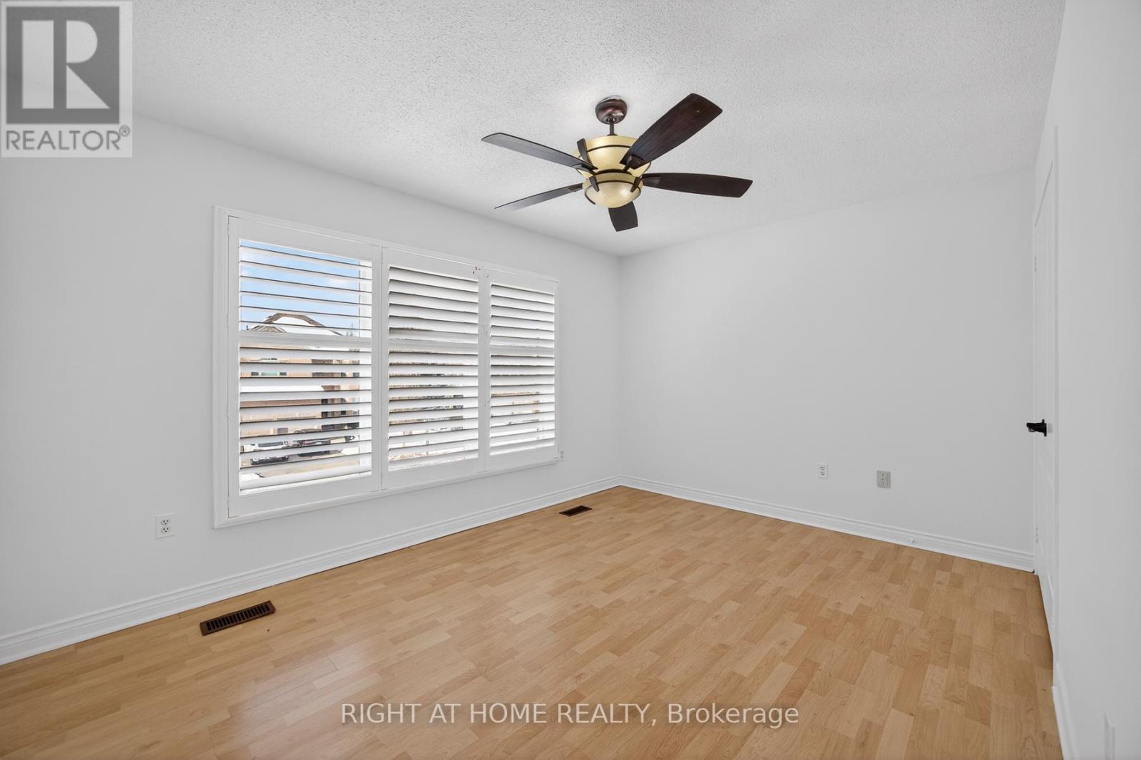 2013 Rosemount Crescent, Oakville, Ontario  L6M 3A5 - Photo 21 - W12575010