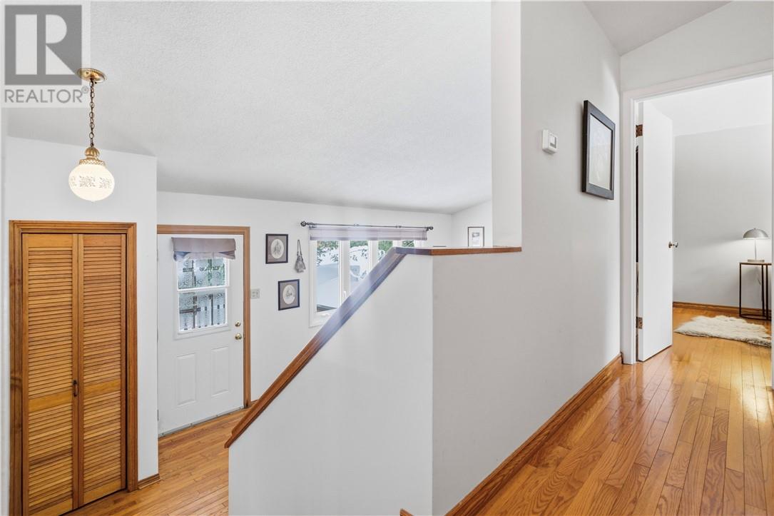 1779 Mccrea Heights Avenue, Val Caron, Ontario  P3N 1M5 - Photo 11 - 2126606