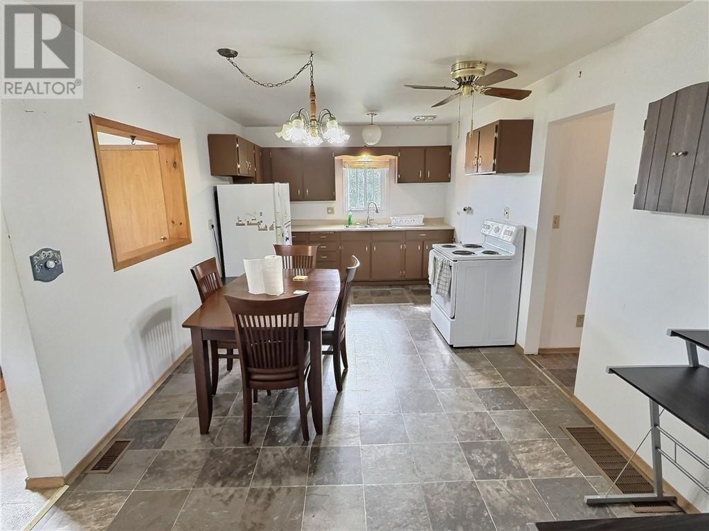 1690 Vermillion Lake Road, Chelmsford, Ontario  P0M 1L0 - Photo 12 - 2126605